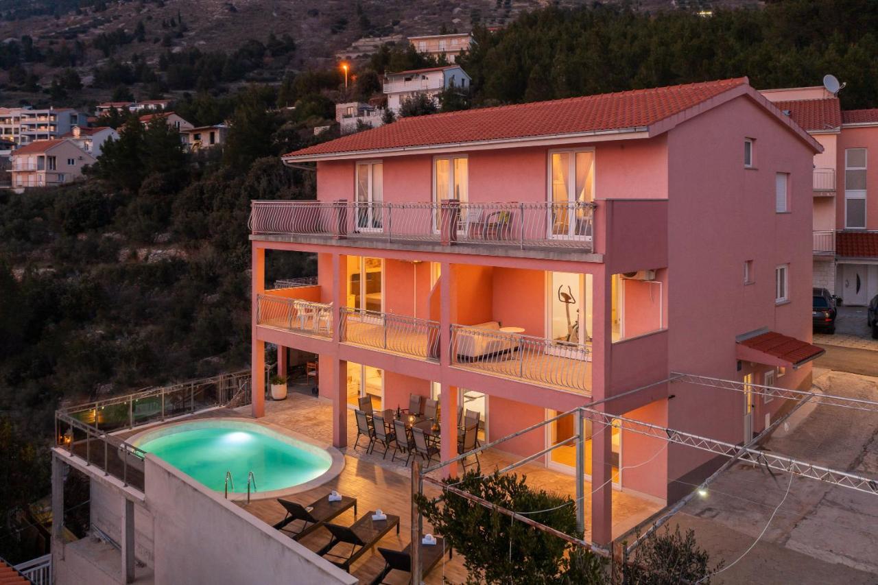 Solaris Holiday Home - Private Pool Stanici 외부 사진